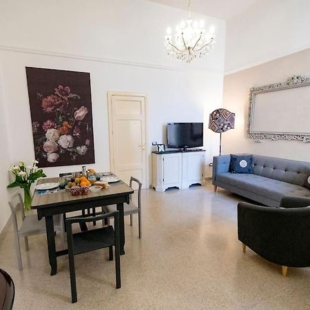 Mary'S House Apartamento Lecce Exterior foto